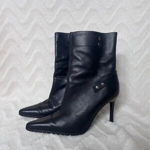 Elegant Black Heeled Boots